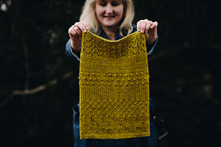 Julia's Valentine Cowl